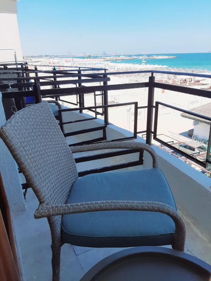 Adriano Pe Plaja Belona Hotel Eforie Nord Luaran gambar