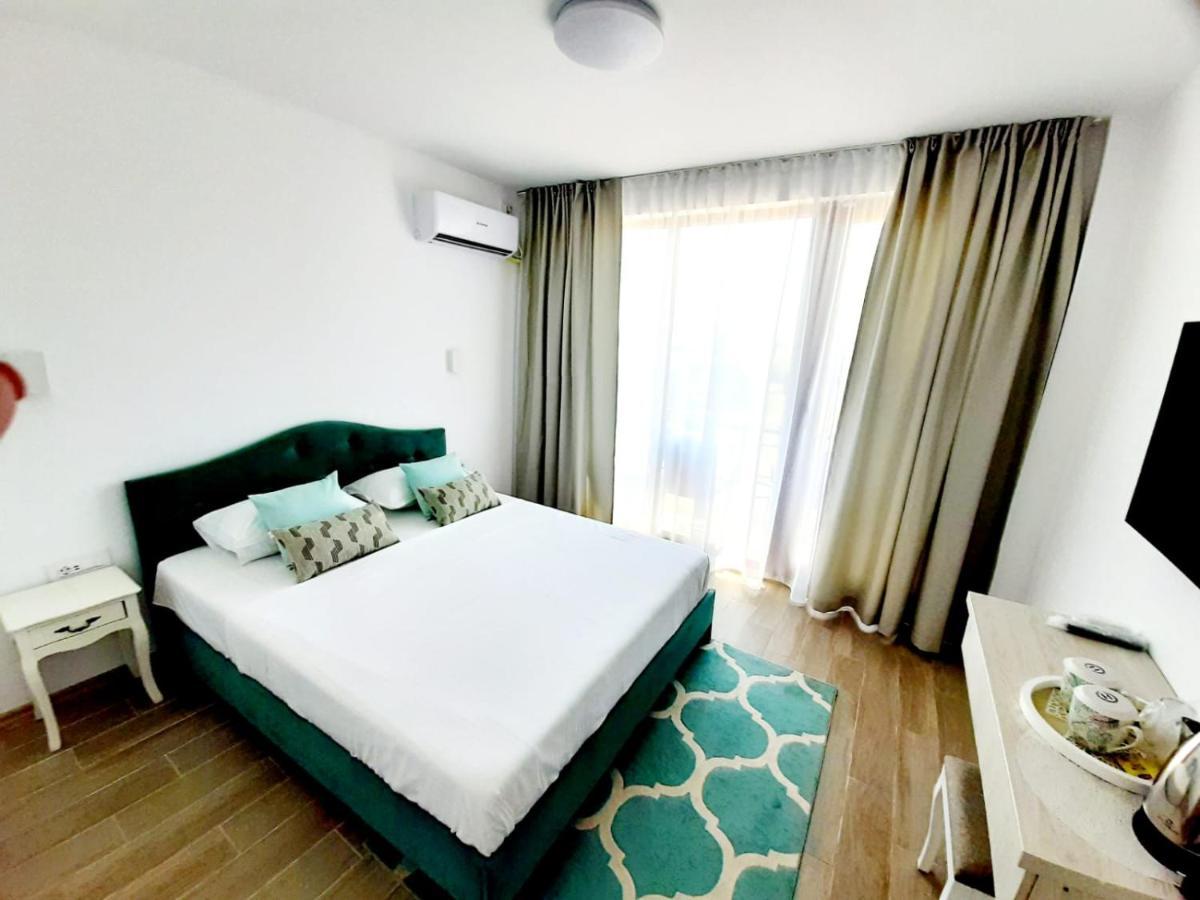 Adriano Pe Plaja Belona Hotel Eforie Nord Luaran gambar