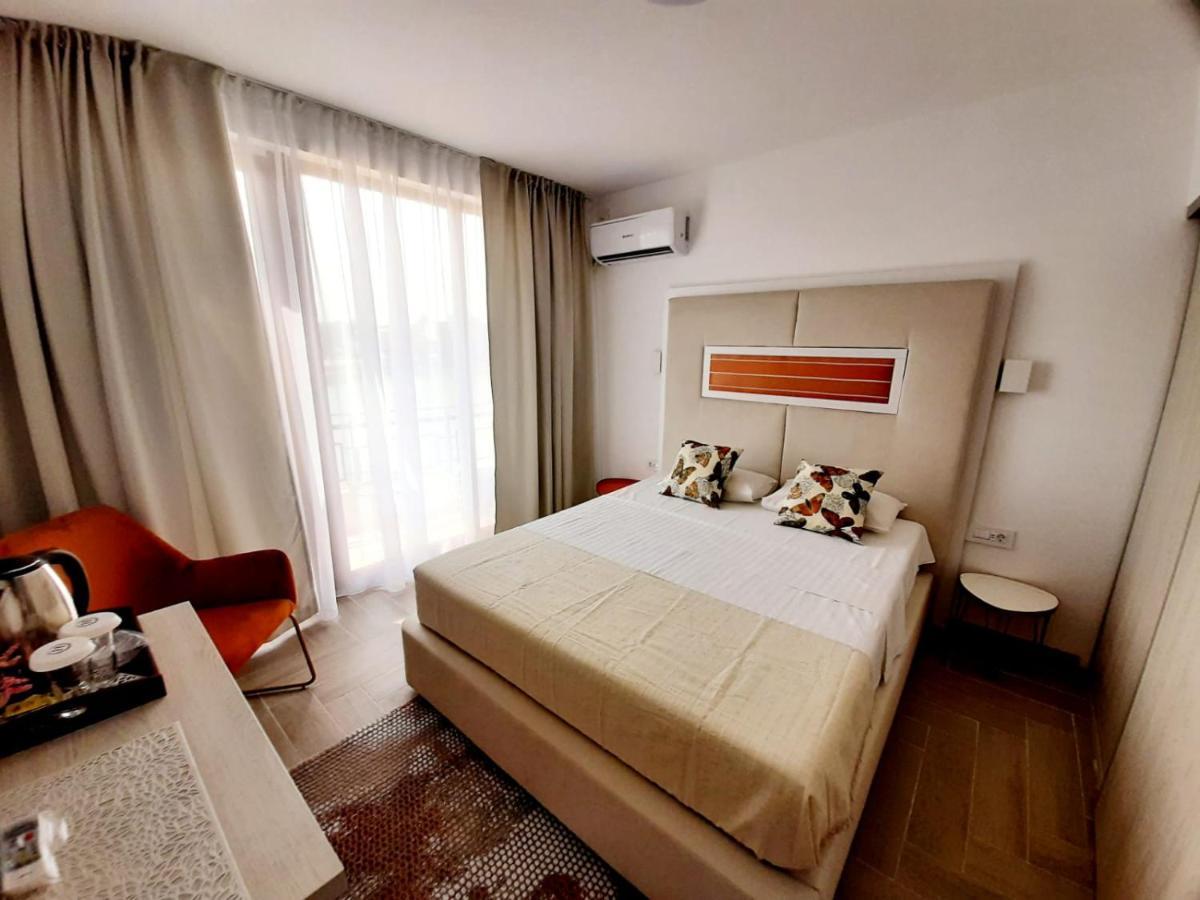 Adriano Pe Plaja Belona Hotel Eforie Nord Luaran gambar