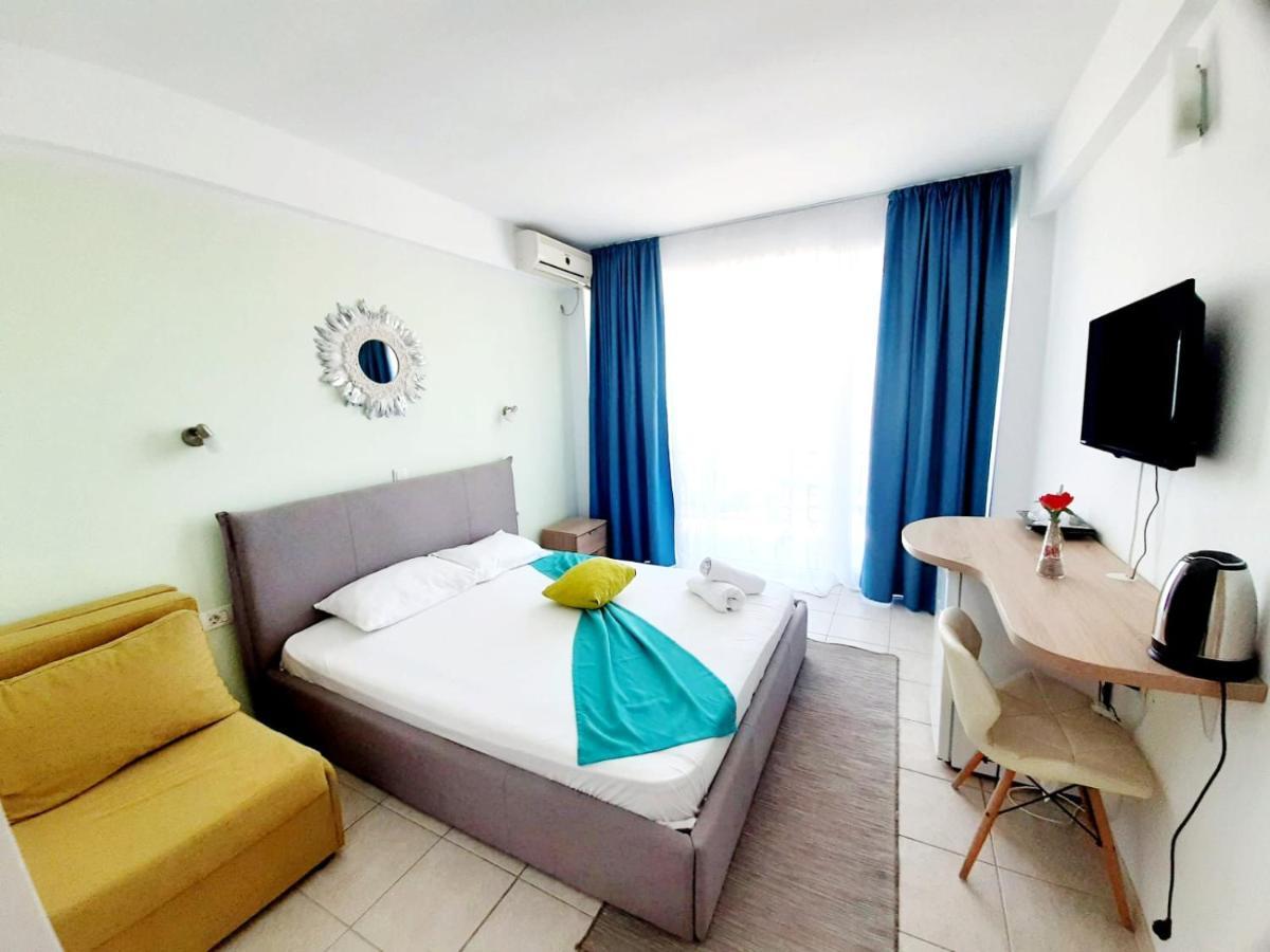 Adriano Pe Plaja Belona Hotel Eforie Nord Luaran gambar