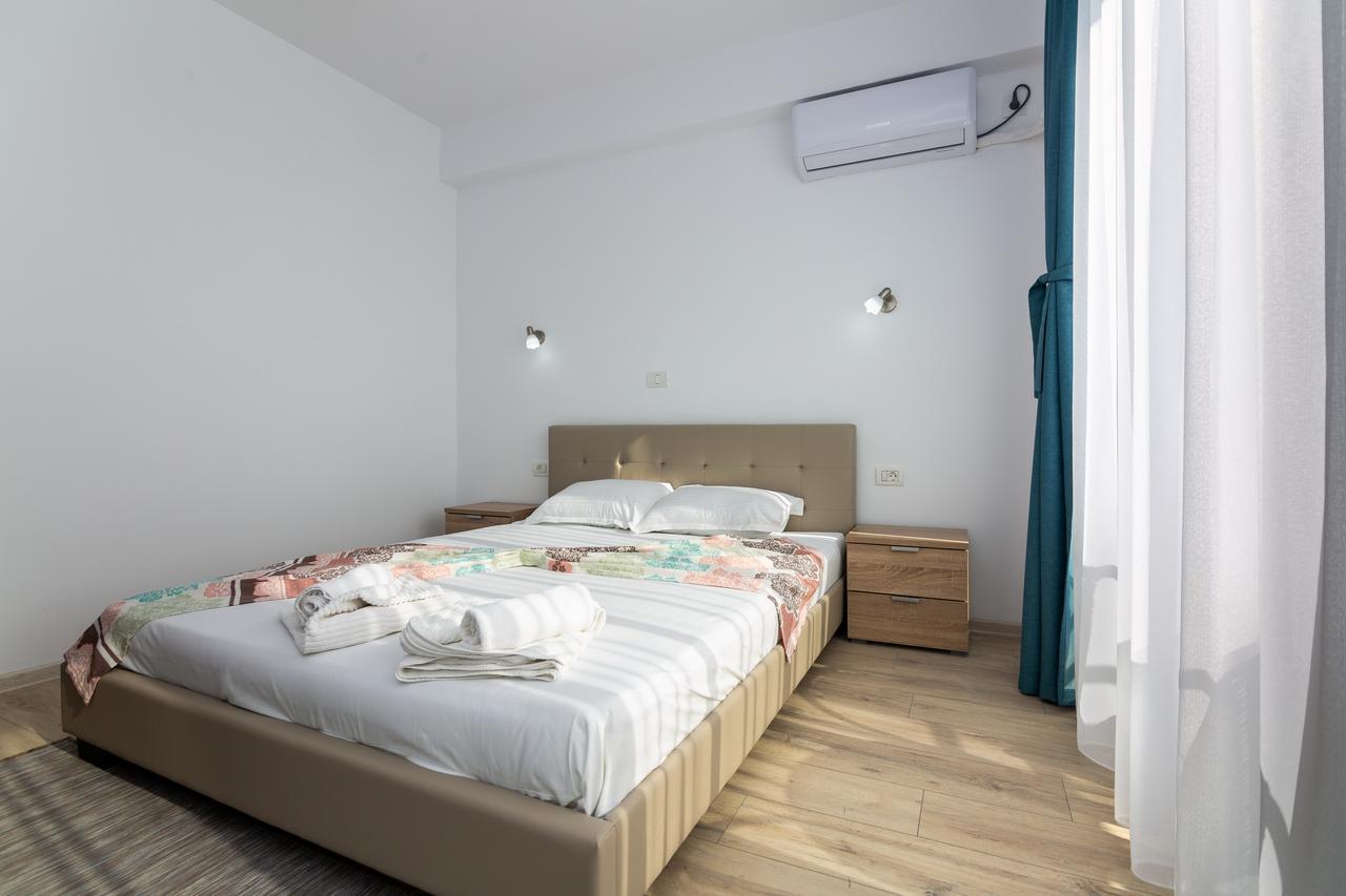 Adriano Pe Plaja Belona Hotel Eforie Nord Luaran gambar