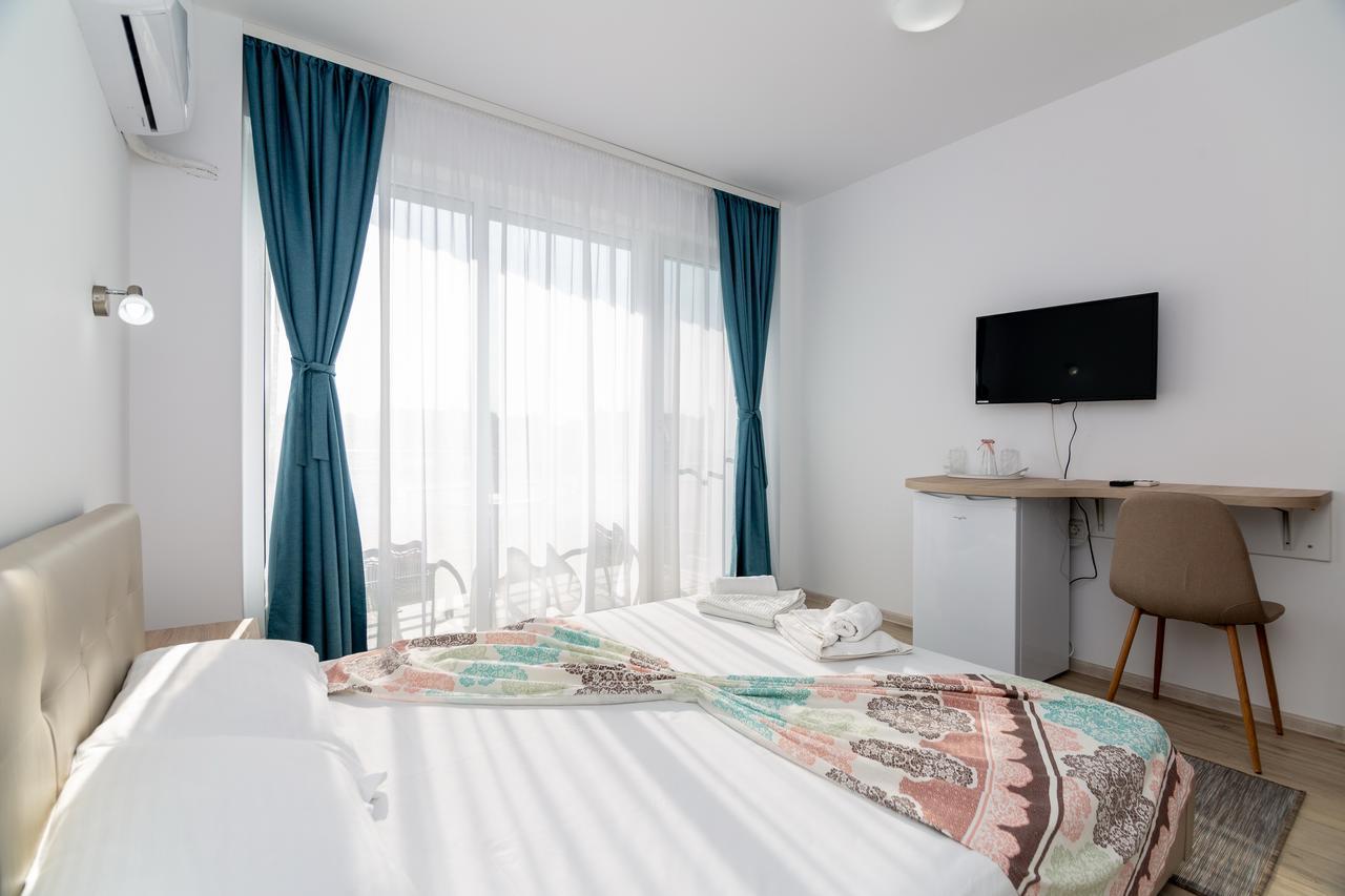 Adriano Pe Plaja Belona Hotel Eforie Nord Luaran gambar