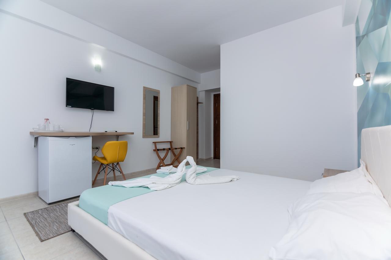 Adriano Pe Plaja Belona Hotel Eforie Nord Luaran gambar