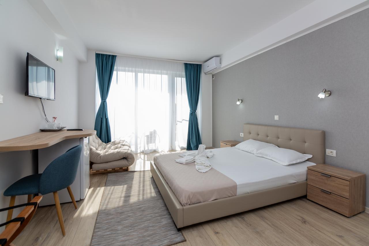 Adriano Pe Plaja Belona Hotel Eforie Nord Luaran gambar